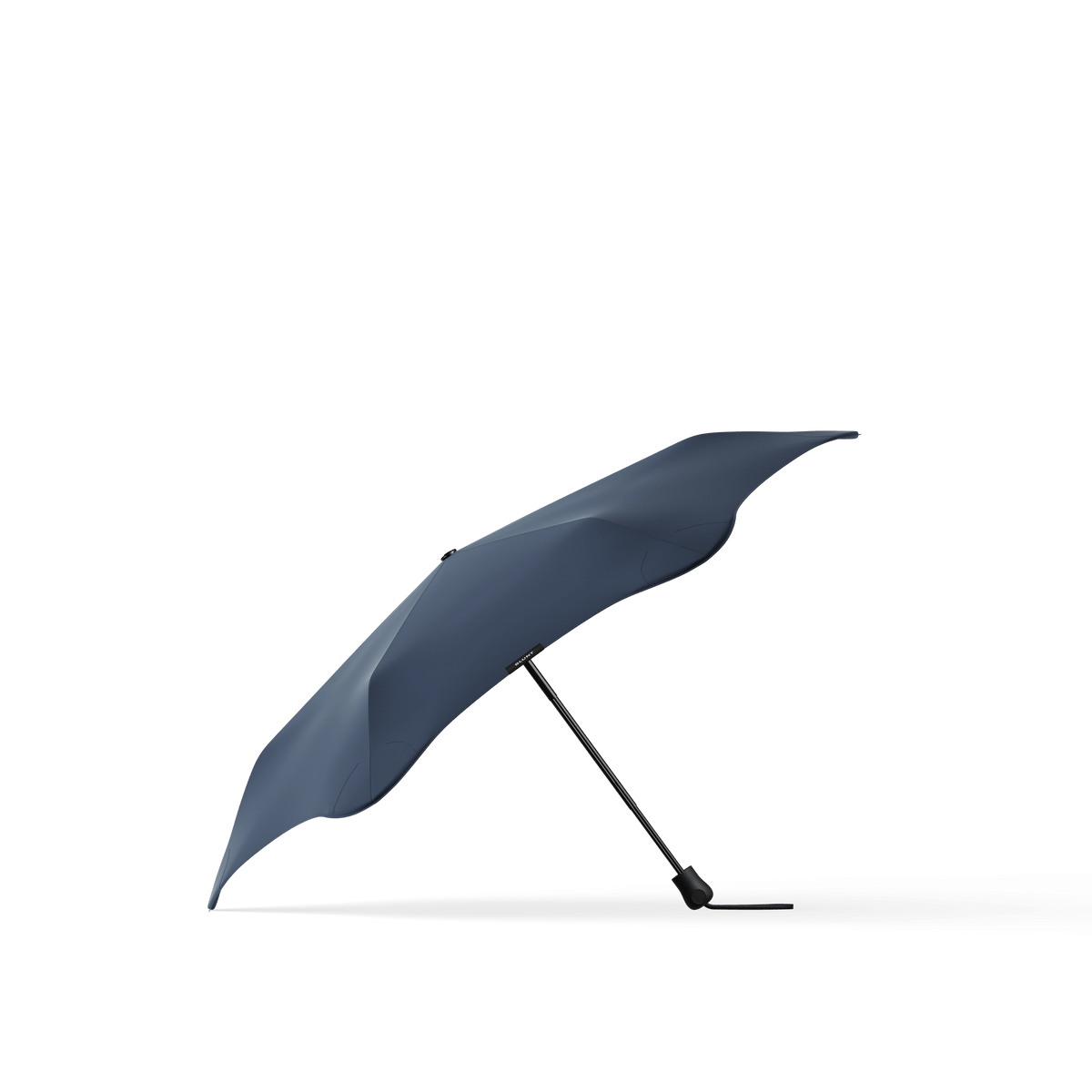 Blunt Neo Umbrella in Midnight Navy